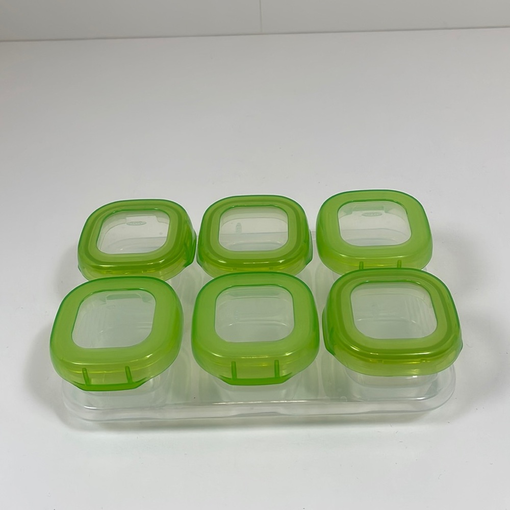EUC OXO Mini Baby Food Freezer Containers with Tray